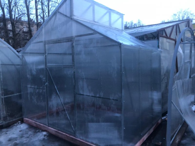 Теплицы Митлайдер двускатная