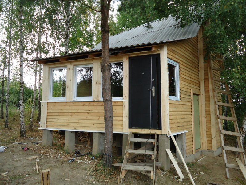 Пристроенная веранда к дачному домику закрытая 3 на 4