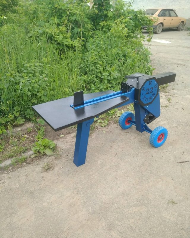 TRD 22 tons дровокол
