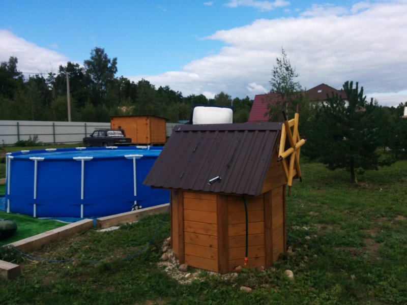 Колодезный домик из профнастила