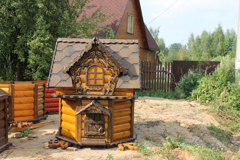 Избушка для скважины