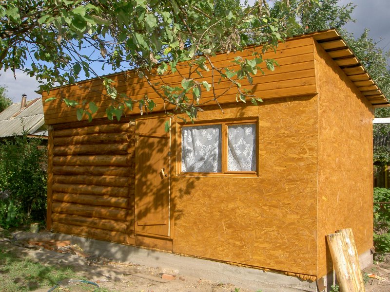 Курятник из поддонов