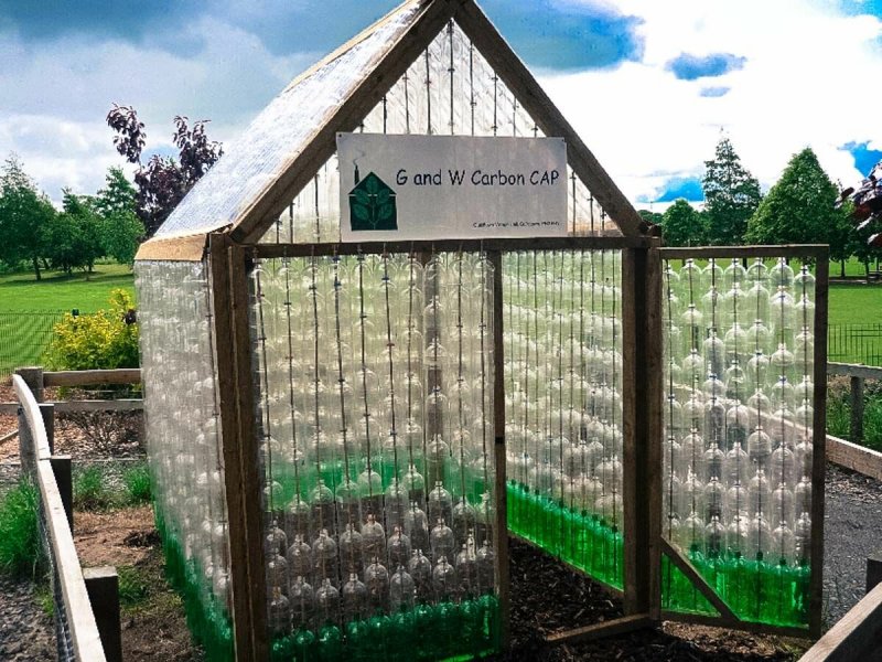 Парник из пластиковых бутылок