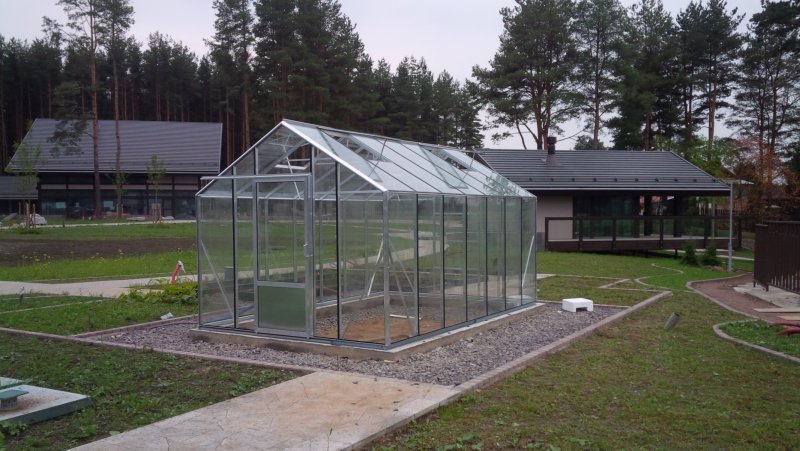 Алюминиевая теплица botanik t 24 м2