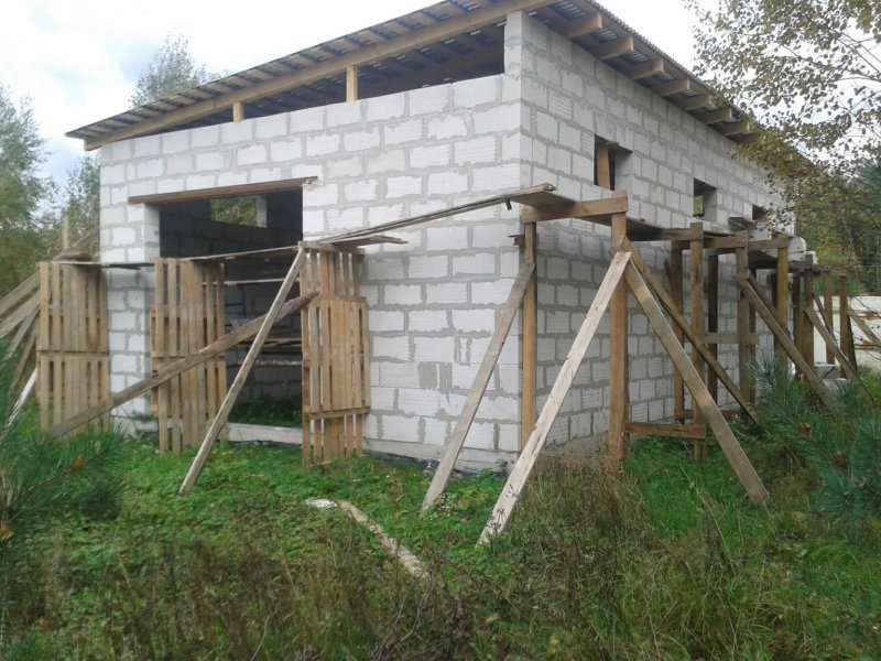 Сарай из газосиликатных блоков