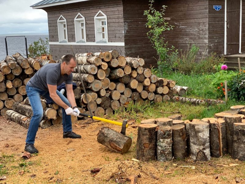 Дрова в деревне