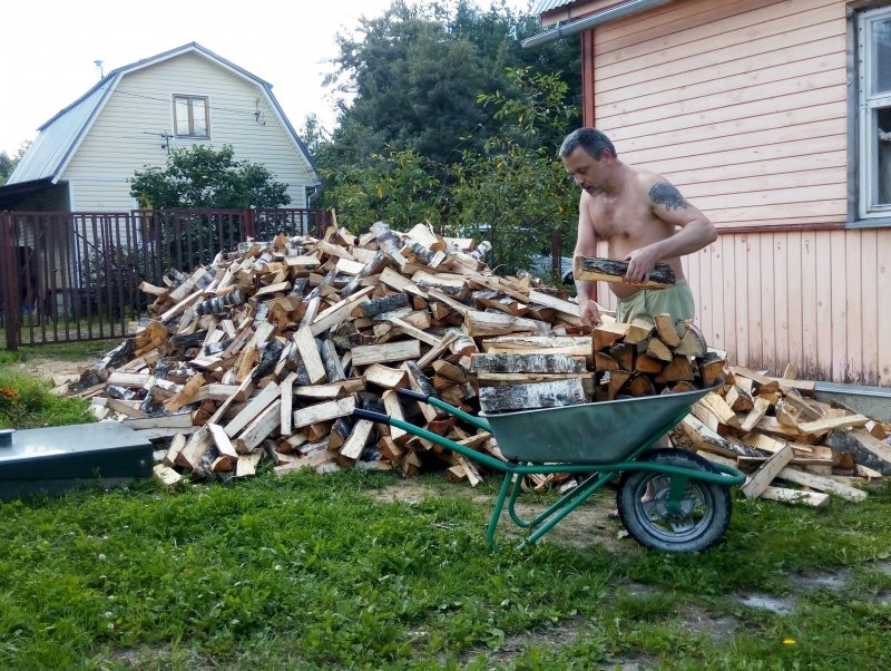 Дрова на Уральском