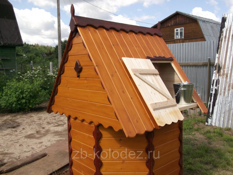 Домик для колодца