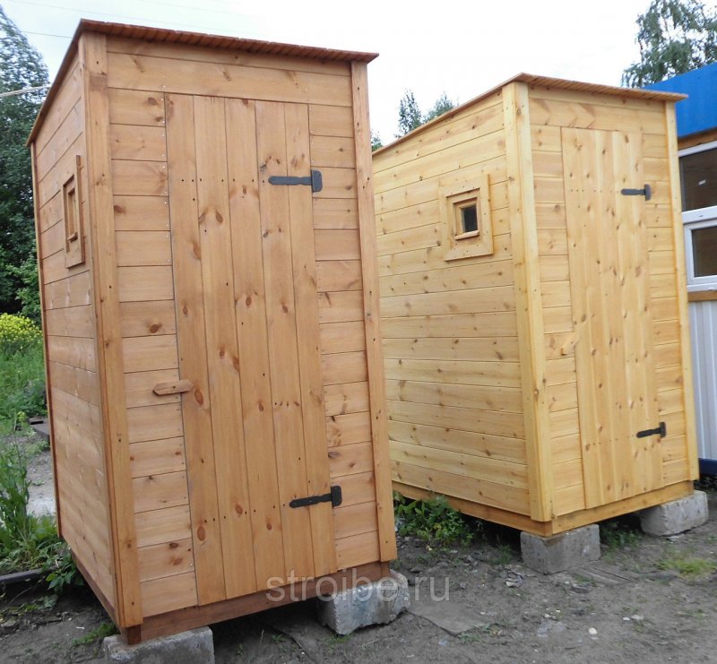 Туалетный домик из старой мебели