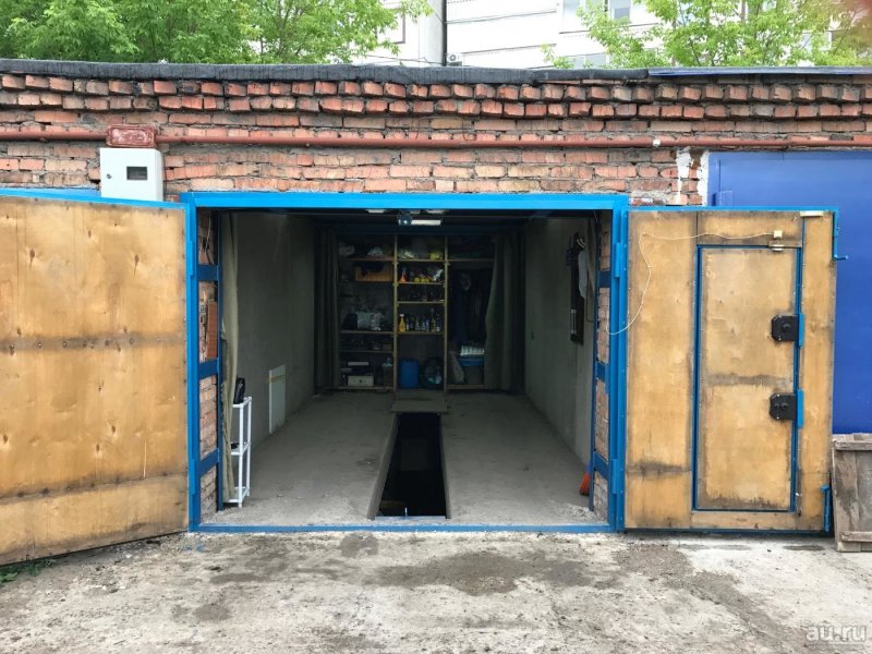 Гараж на 3 бокса