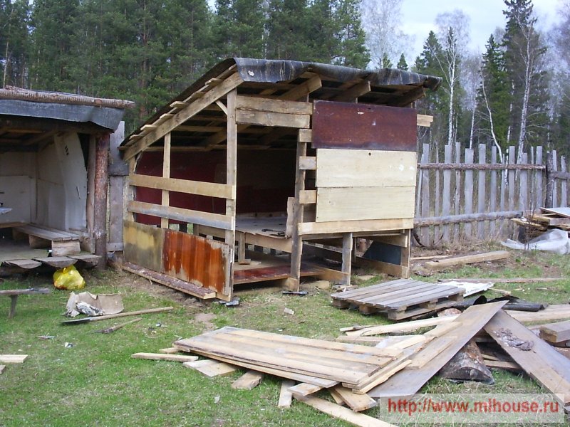 Сарай из досок