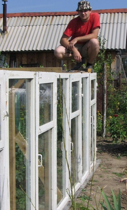 Теплица из оконных рам каркас