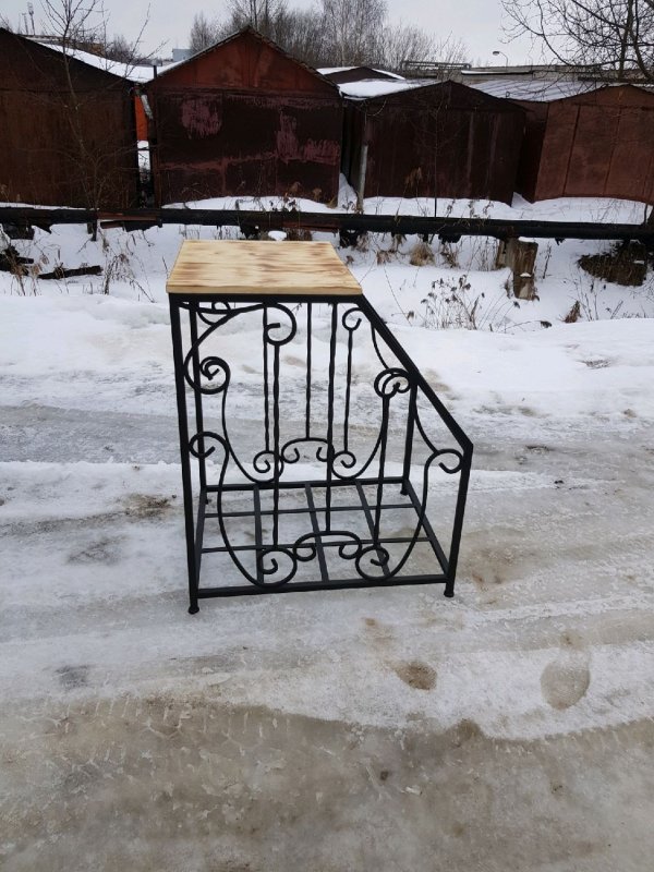 Дровница сотами