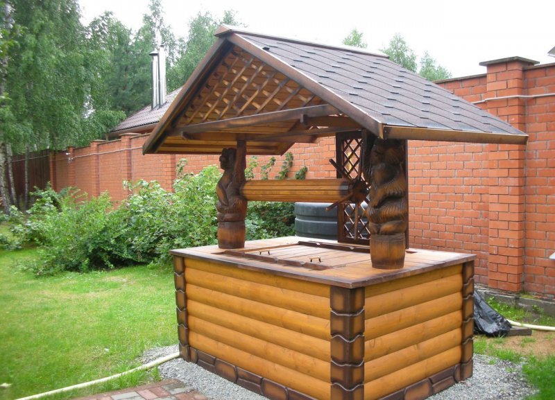 Колодцы из дерева для дачи