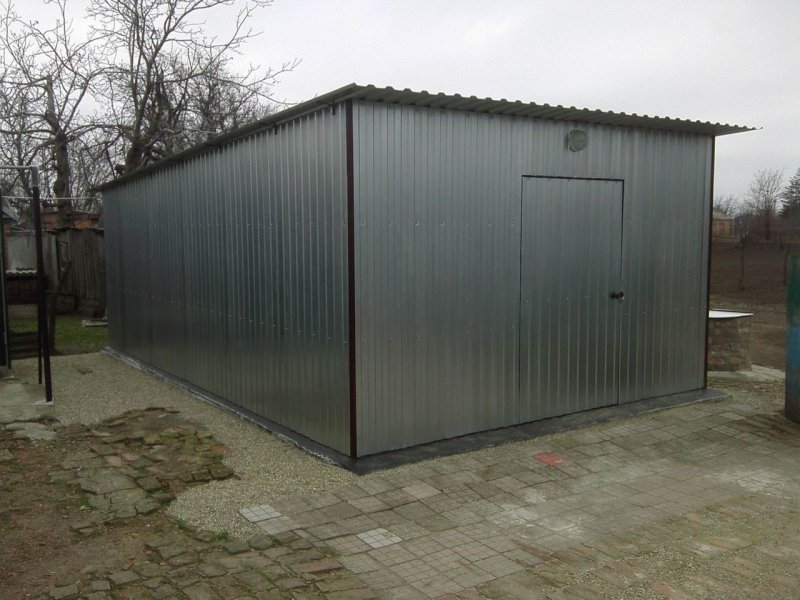 Сарай из профлиста