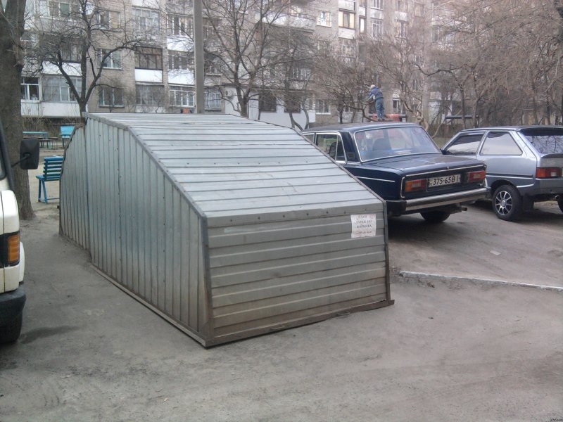 Гараж суровая Россия
