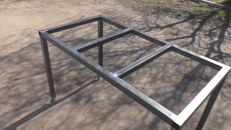 Верстак сварочный из профильной трубы 40x20