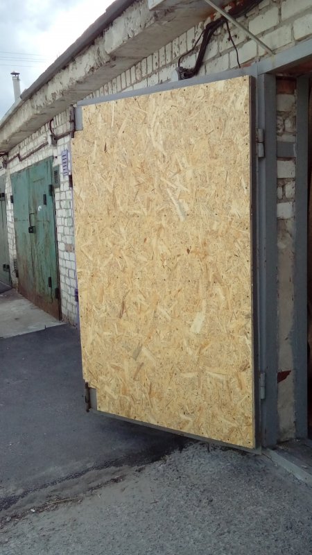 Отделка гаража ОСП 3
