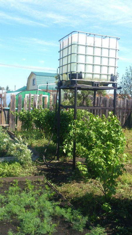 Душ из еврокуба на даче (46 фото)