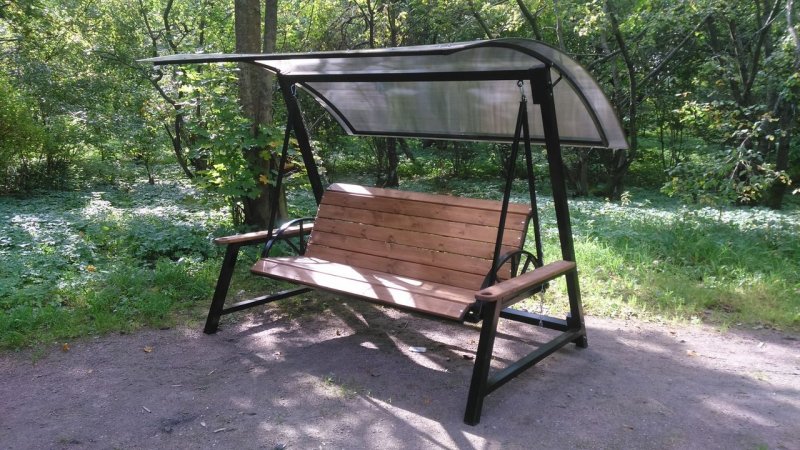 Качели садовые из профильной трубы