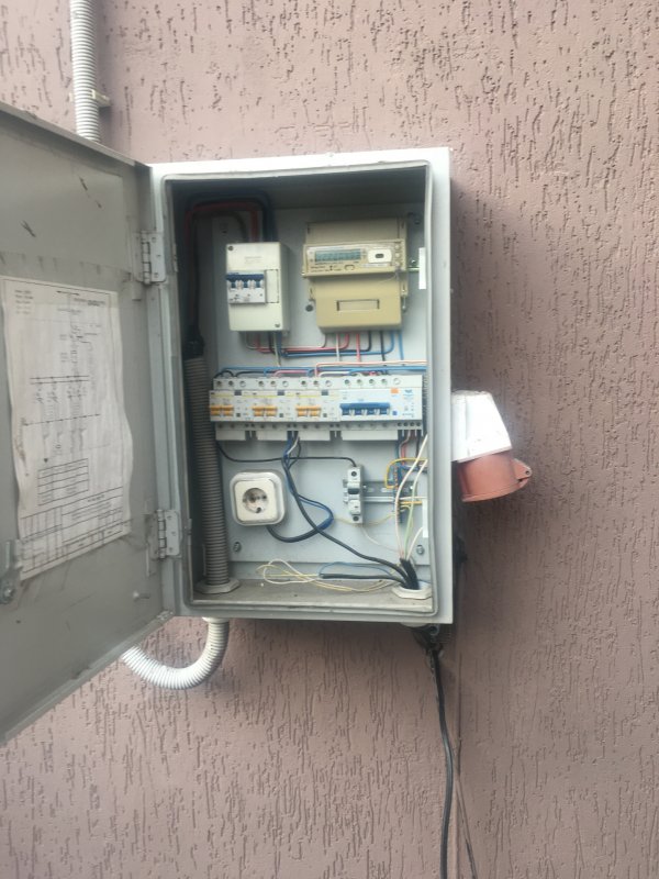 Монтаж электропроводки в гараже