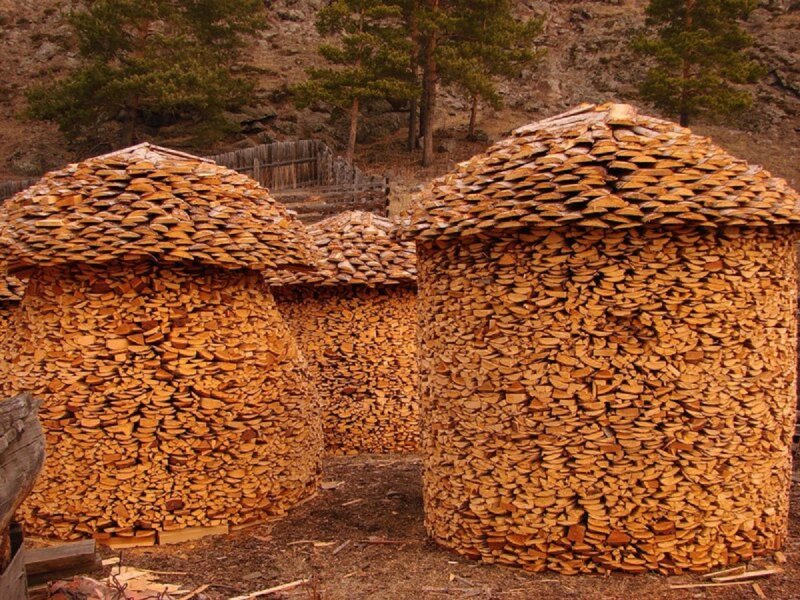 Красивые поленницы из дров