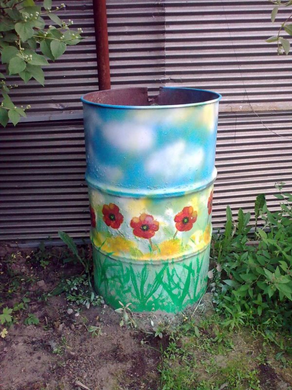 Красивые бочки на огороде