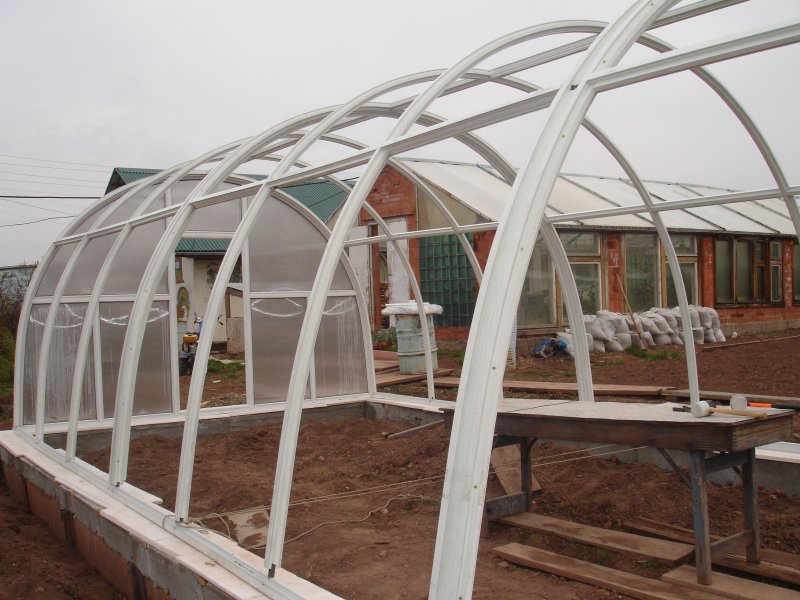 Парник из пластиковых труб