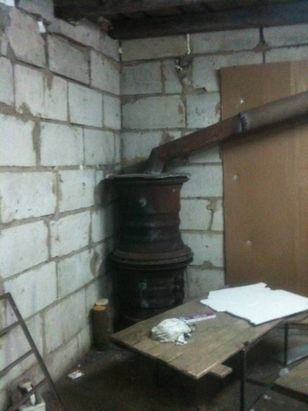 Расположение печи в гараже