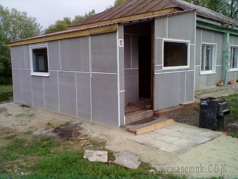 Сарай из плоского шифера