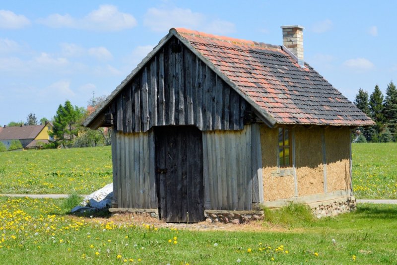 Старинный сарай