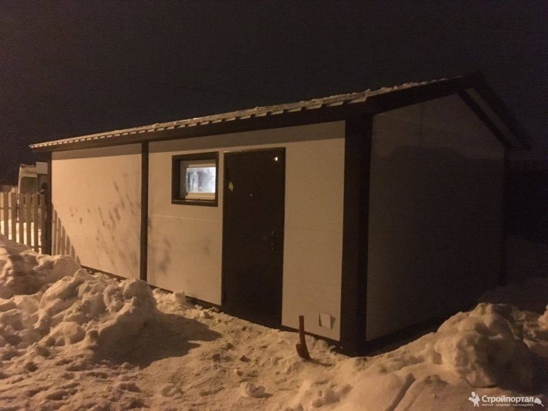 Гараж из сэндвич панелей и бытовка