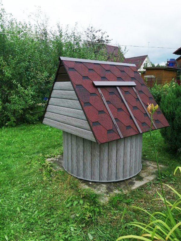 Козырек на колодец
