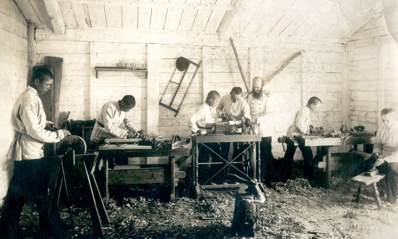 Плотник 19 век