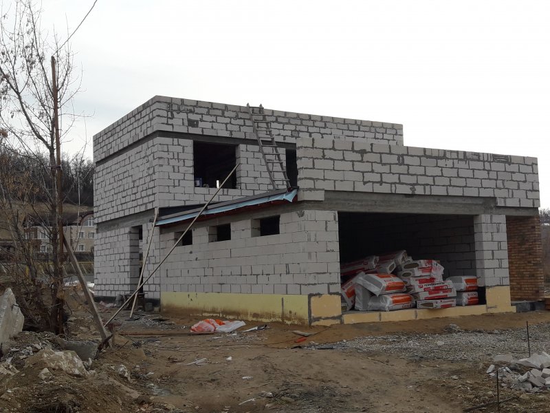 Гараж из блоков ФБС без фундамента