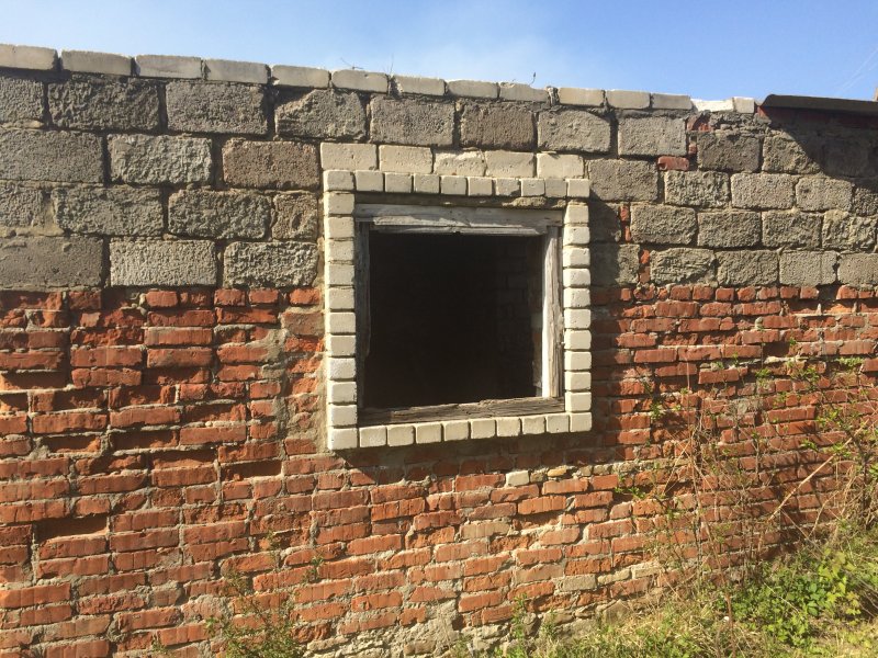 Сарай из забутовочного кирпича