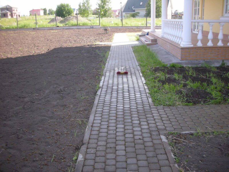 Заезд на участок плитка