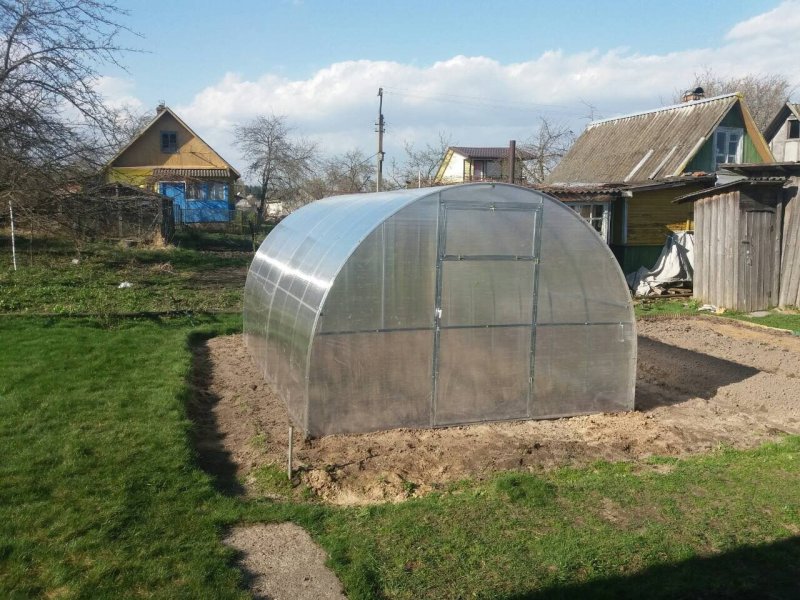 Обустройство теплицы из поликарбоната