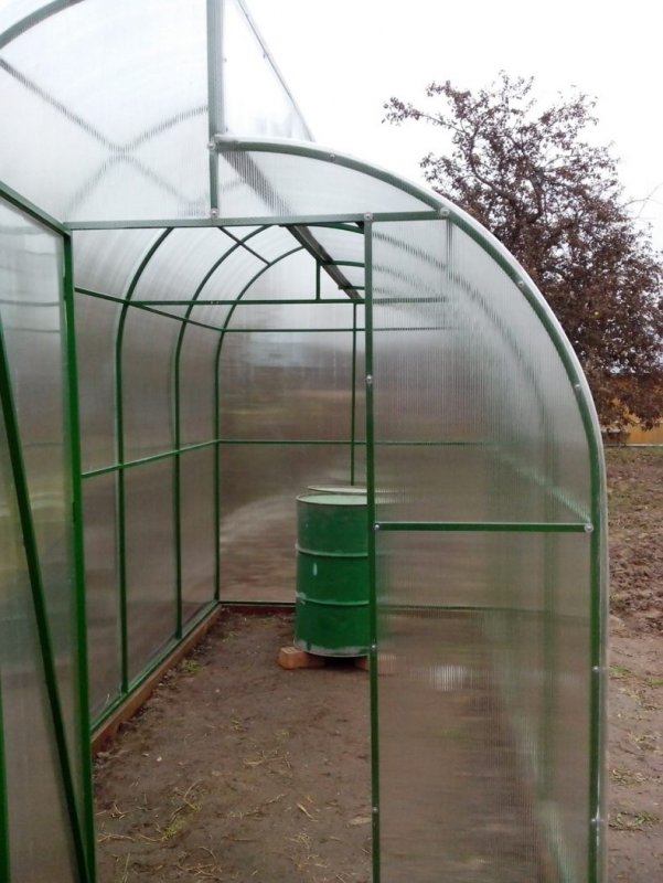 Парник для огурцов из поликарбоната