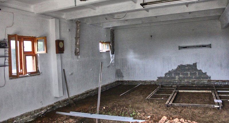 Гараж из блоков изнутри