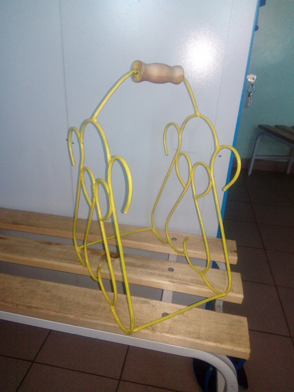 Дровоноска из проволоки