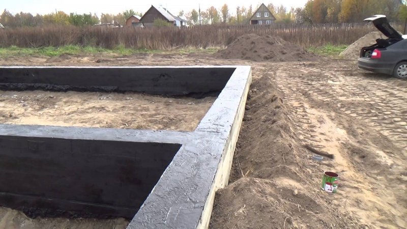 Ленточный фундамент из керамзитоблоков