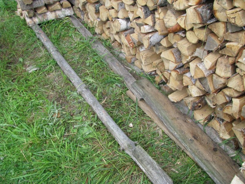 Ровная поленница