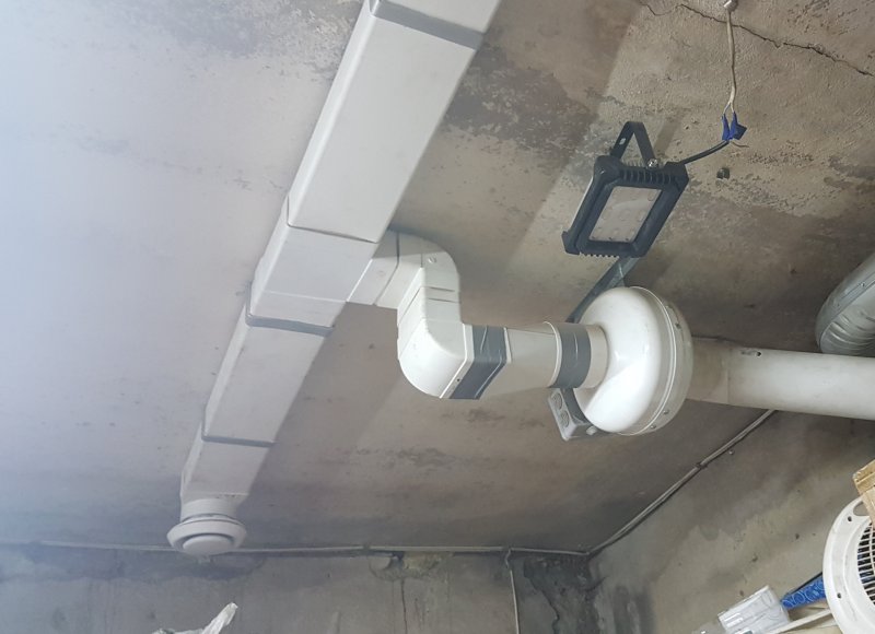 Приточка 110 труба а вытяжная 110