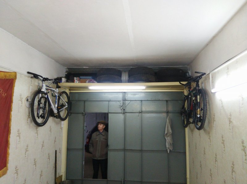 Хранение велосипеда в гараже