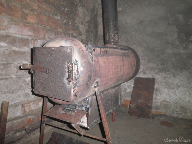 Буржуйка для бани из газового баллона