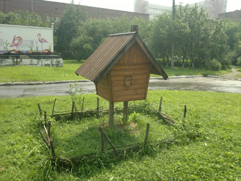 Курятник избушка