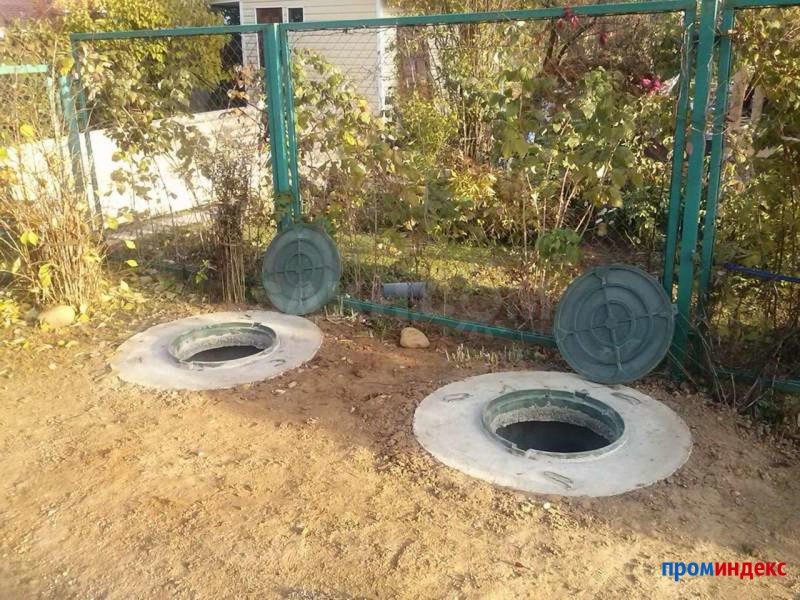 Бетонные кольца для туалета на даче