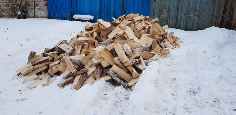 Деревянное полено