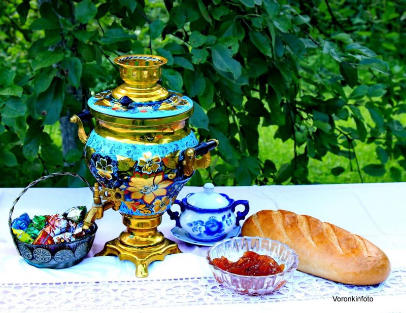 Чайная церемония с самоваром